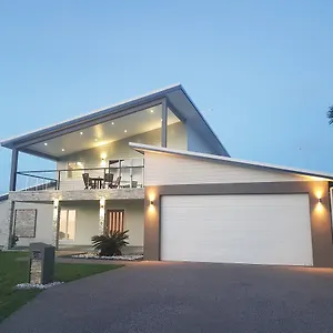Holiday home Modern Luxury Ocean Views