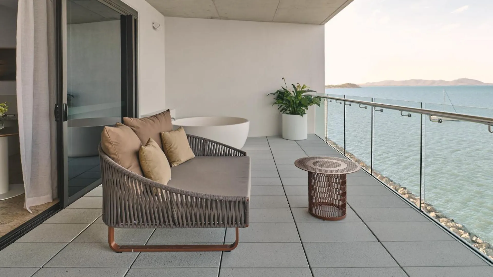 *****  Hotel Ardo Townsville Australia